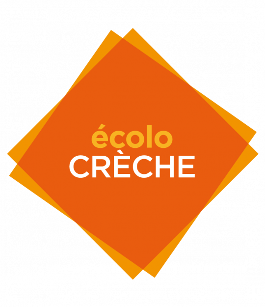 Logo Ecolo-crèche : deux losanges oranges superposés avec le nom "écolocrèche" inscrit au centre
